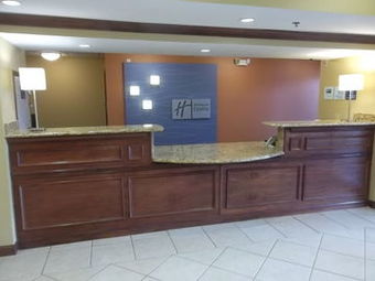 Holiday Inn Express Hotel And Suites Marysville