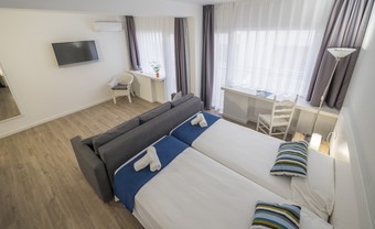 Hotel Checkin Victoria