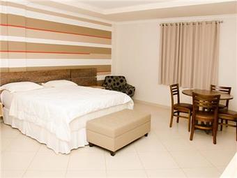 Hotel Esuites Vale Dos Caraj�s