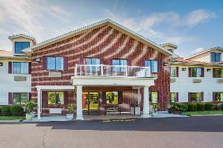 Econo Lodge Inn & Suites