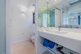 Brand New Luxury Villa First Sea Line Private Pool & 1min Beach