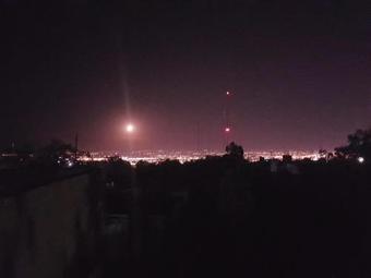 ?andy?s Deck?, Between Hills