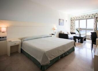 Hotel Senator �guilas