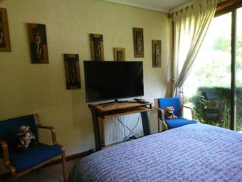 Parcela Privada Con Piscina En Olmu�