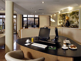 Land Express Neuqu�n Hotel