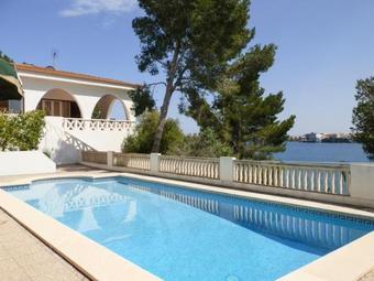 Cala Llonga Villa Sleeps 9 Pool Air Con Wifi