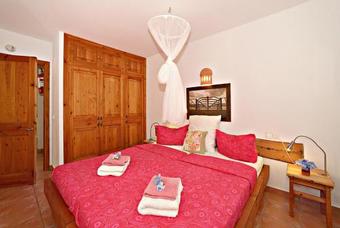 Cala Morell Villa Sleeps 10 Pool Wifi