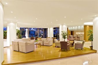 Hotel Eden Roc Resort