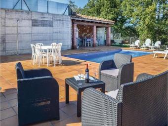 Four-bedroom Holiday Home In Macanet De La Selva