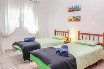 Macher Villa Sleeps 10 Wifi