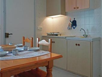 Four-bedroom Holiday Home In Mas Fumats, Roses