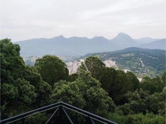 Two-bedroom Apartment In Prado Del Rey