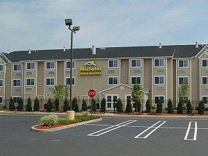 Hotel Microtel Inn And Suites Middle