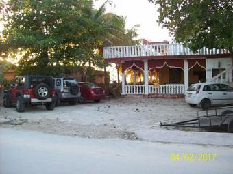 Hostal Flamingo Guest House