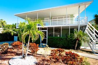 Apartamento Beach Dream A Two Bedroom Condo-downstairs