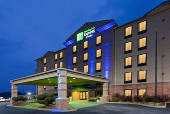 Holiday Inn Express Hotel & Suites Charleston-southridge