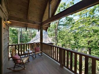 Wild Turkey's Roost Cabin