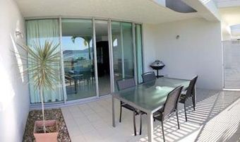 Hotel At Marina Shores