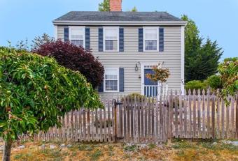 789 Alexander St Home