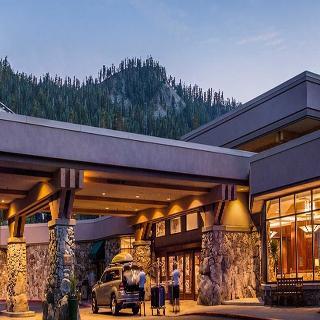 Hotel Resort At Squaw Creek