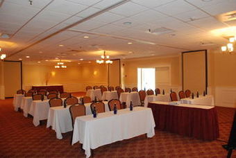 Holiday Inn Hotel & Suites Marlborough