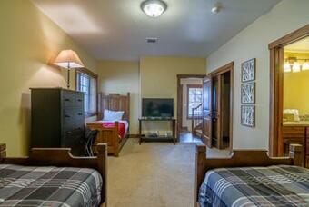 Hillside Hideaway - Gb92 Townhouse