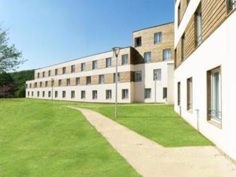 Hotel Residhome Bures La Guyonnerie