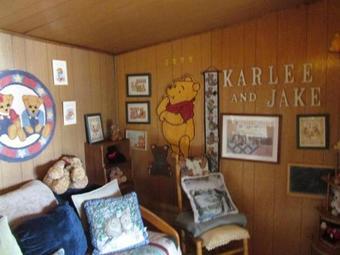 037 Vintage Lakefront Cabin Cabin