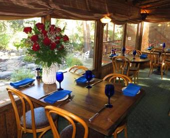 Hotel The Historic Rapids Lodge