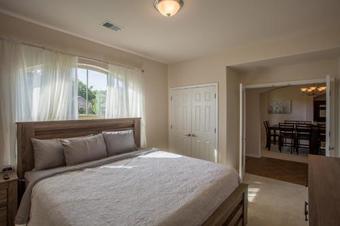 Putters Paradise Home