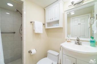 Villa 3 Bedroom House In Indian Wells, Ca (#iwv300)