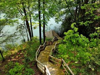 Mixon's Lake Retreat Home