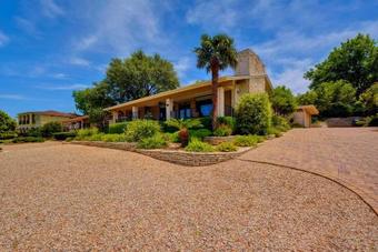 Challenger Holiday Home