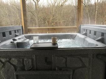 Tree Top - Hocking Hills Cabin