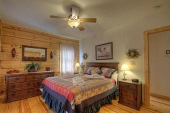 American Patriot Cabin