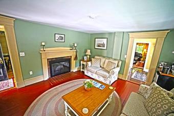 Posada Ballard House Inn