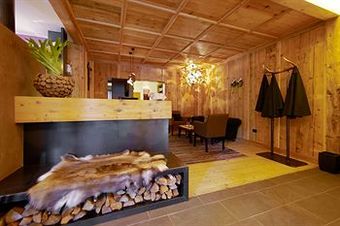 Hotel Lagaci� Mountain Residence