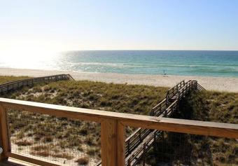 7709 Dolphin Watch Townhouse