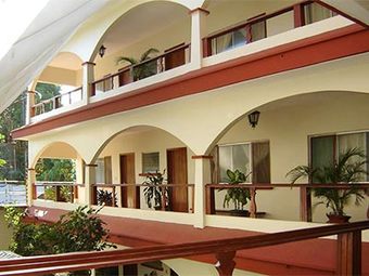 Hotel Mansion Del Viejo Roble