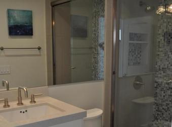 916 E. Balboa A (68425)