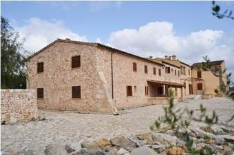 Hotel Rural Es Riquers