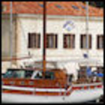 Hotel H�tel Du Centre Nautique