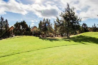 Eagle Crest Golf Course Cabin