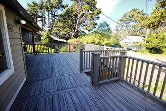 Mckinnon's Beach House