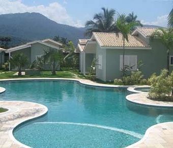 Paraty Bungalows Hotel & Bar