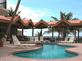 Hotel Sunbreeze Suites