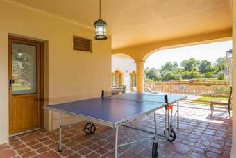 Alcantarilha Villa Sleeps 8 Air Con Wifi