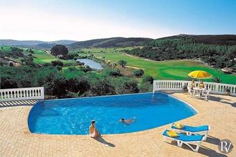 Salema Villa Sleeps 6 Pool