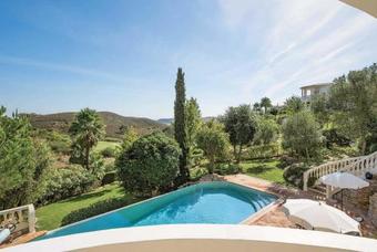 Salema Villa Sleeps 8 Air Con Wifi