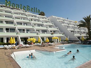 Apartamentos Montebello